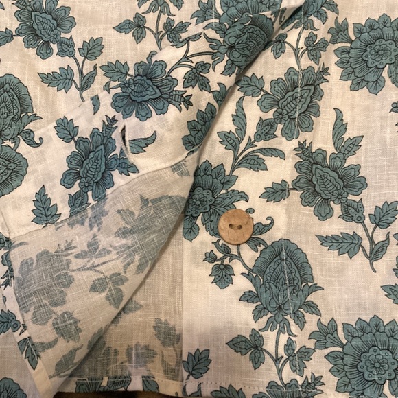 CYNTHIA ROWLEY Blouse Women’s Size M White Linen Floral Button Back Shirt - Picture 2 of 9